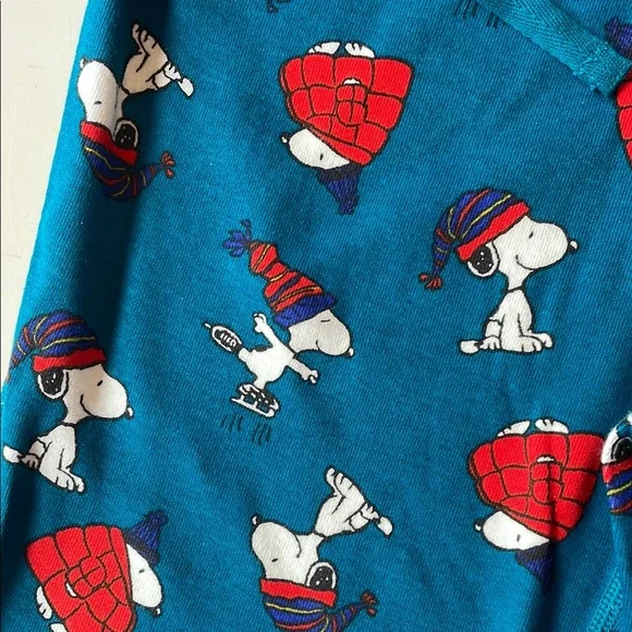 Hanna Andersson - Women’s Peanuts/Snoopy Holiday Long John Pajama Set - Picture 14 of 16